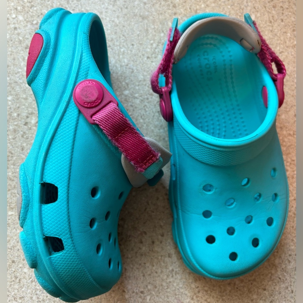 2 PAIRS toddler CROCS! Size 11 UNISEX